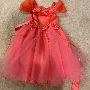 Girls Boutique tulle dress like new for 4 5 Year girl princess style Valentines